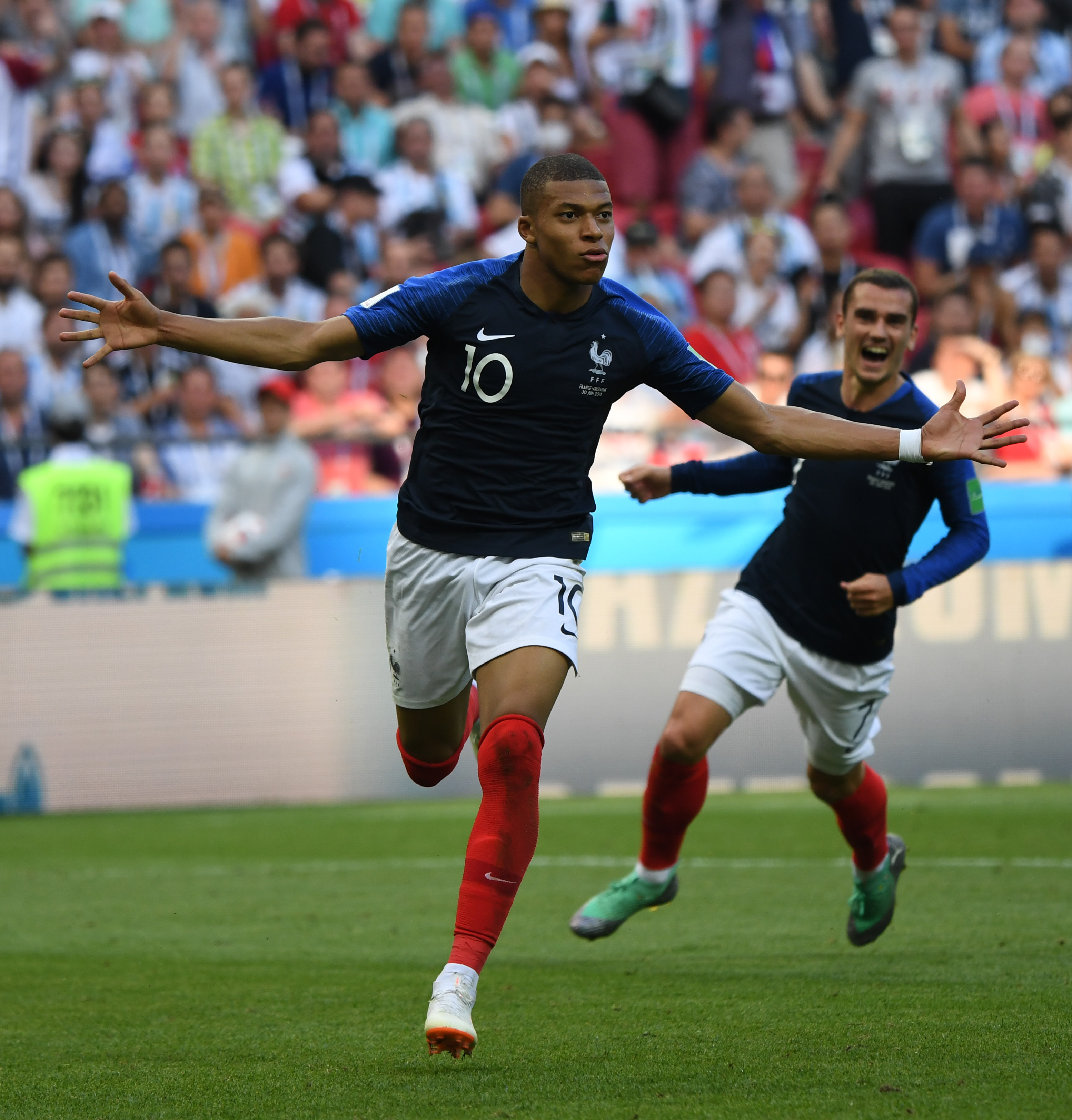 中场大师又送逆天传球