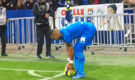 米兰跟迈尼昂续约已达成口头协议，续约2年加一年选择权