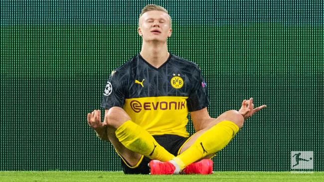 持右翼立场，阿根廷总统开玩笑：我也能祝贺梅西这样的左撇子