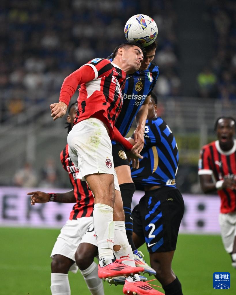 吉尔摩社媒晒照：手术成功，康复之路开始（吉尔摩社媒晒术后照：手术顺利，开启康复之旅）