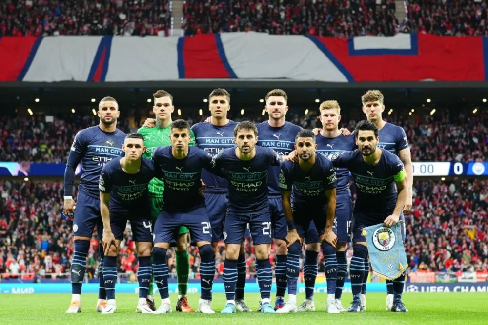 电讯报：纽卡有意引进小将斯密特，该球员非常乐意在一月加盟（电讯报：纽卡追逐小将斯密特，球员愿一月加盟）