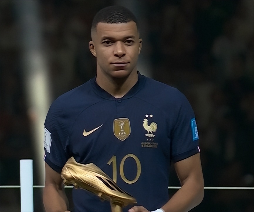 四大皆空无碍捞金！曼城上赛季营收9.31亿美元队史第三高（无冠难挡吸金力：曼城上季营收达9.31亿美元，队史第三高）